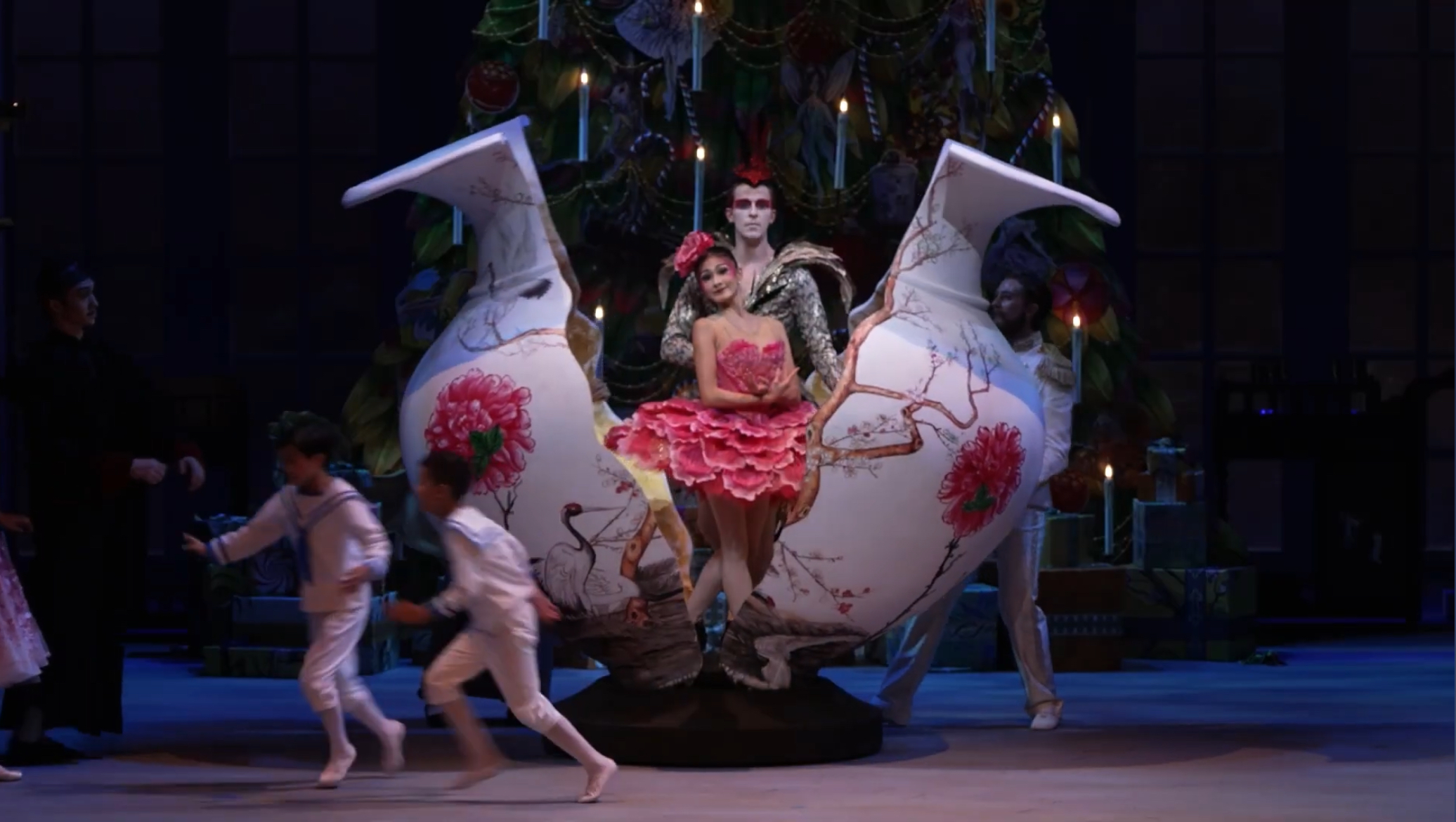 THE NUTCRACKER │ HONG KONG BALLET