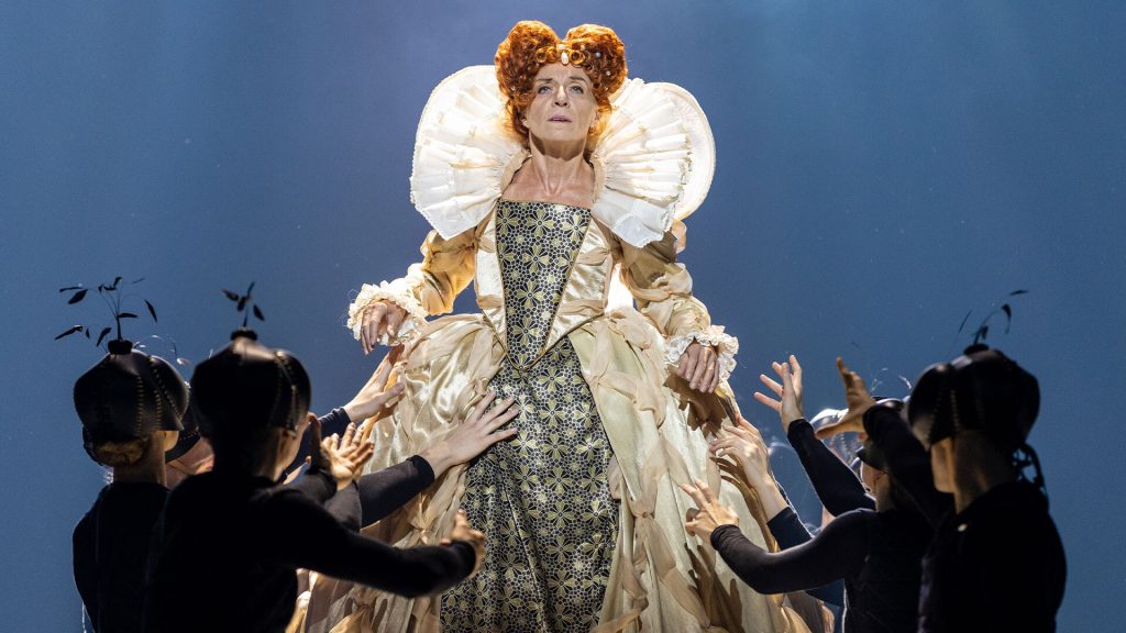 Charlotte Öfverholm (center) as Queen Elizabeth I and Scottish Ballet. Photo: Andy Ross