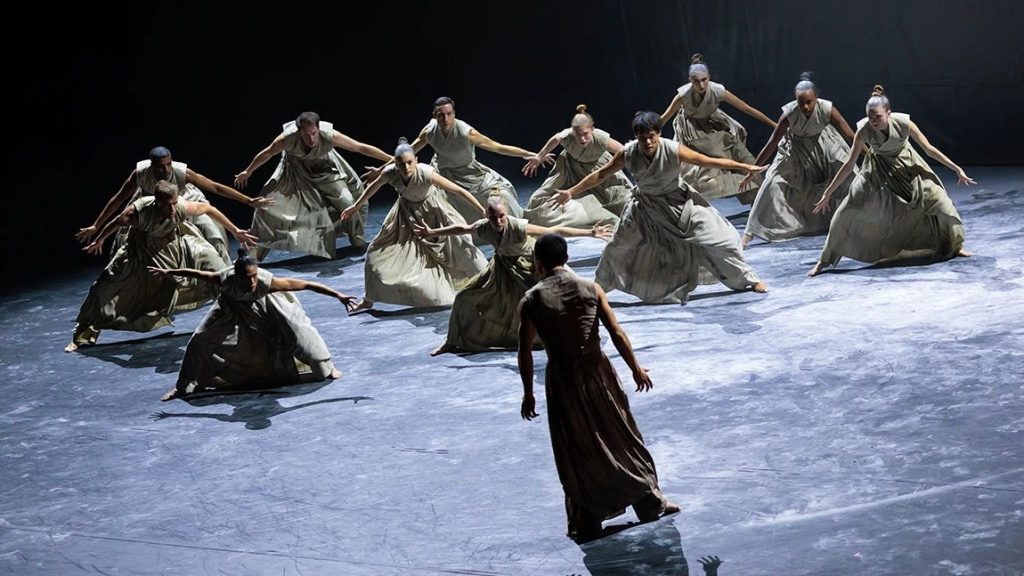 Jeffrey Cirio with Artists of Boston Ballet in Akram Khan’s Vertical Road (Reimagined) 2023. Photo by Theik Smith.
