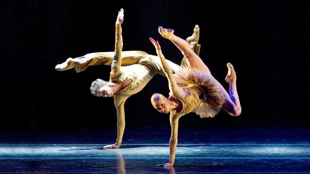 Whitney Jensen and James Whiteside in Jorma Elo’s Brake the Eyes. Photo by Gene Schiavone.
