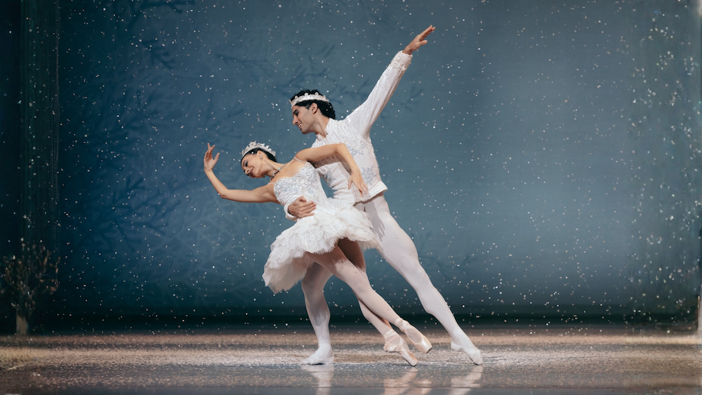 Jasmine Jimison and Fernando Carratalá Coloma in Tomasson’s Nutcracker // © San Francisco Ballet, photo by Lindsey Rallo
