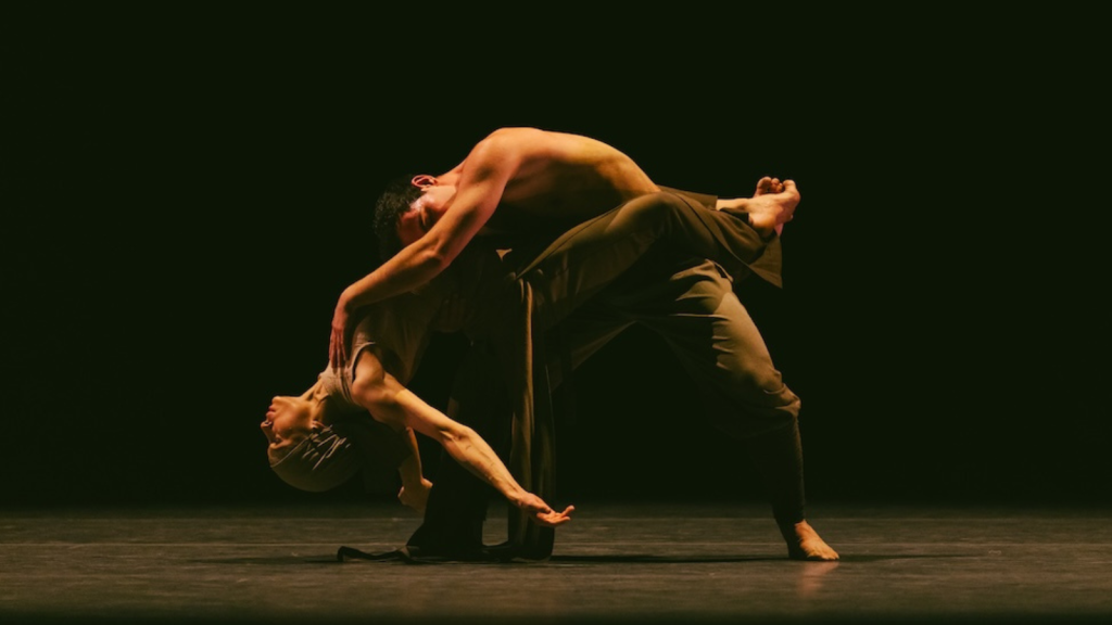 Dores André and Victor Prigent in the pas de deux from Khan’s Dust // © San Francisco Ballet, photo by Lindsey Rallo